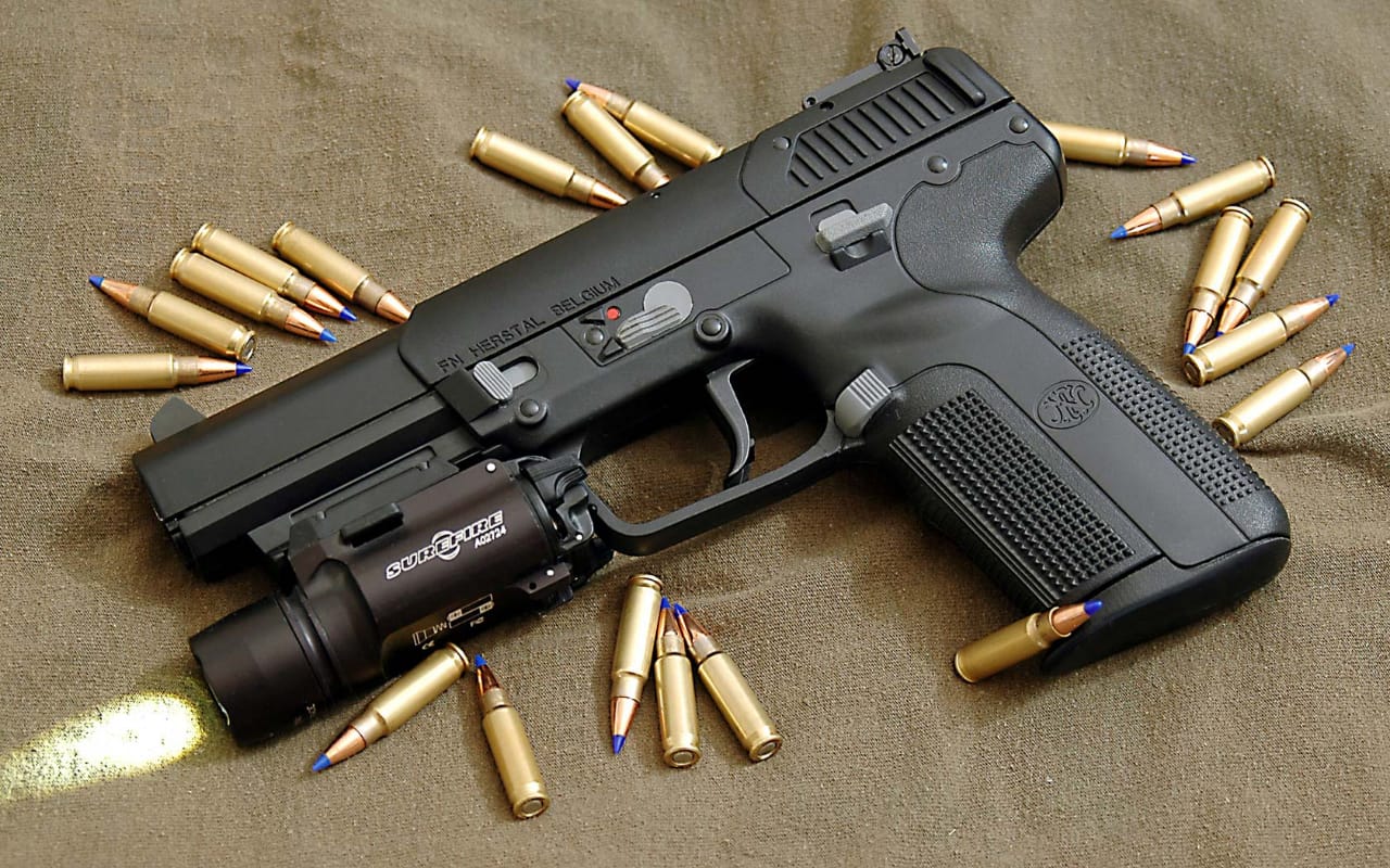 PISTOL Wicen #39 s Shooting Range